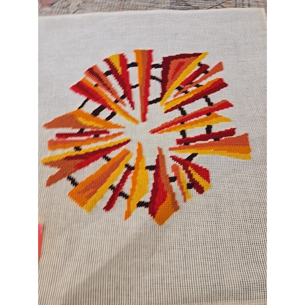 Vintage Dritz Luxury Needlepoint Canvas Preworked Geometric Windmill Folk Art - Picture 3 of 7